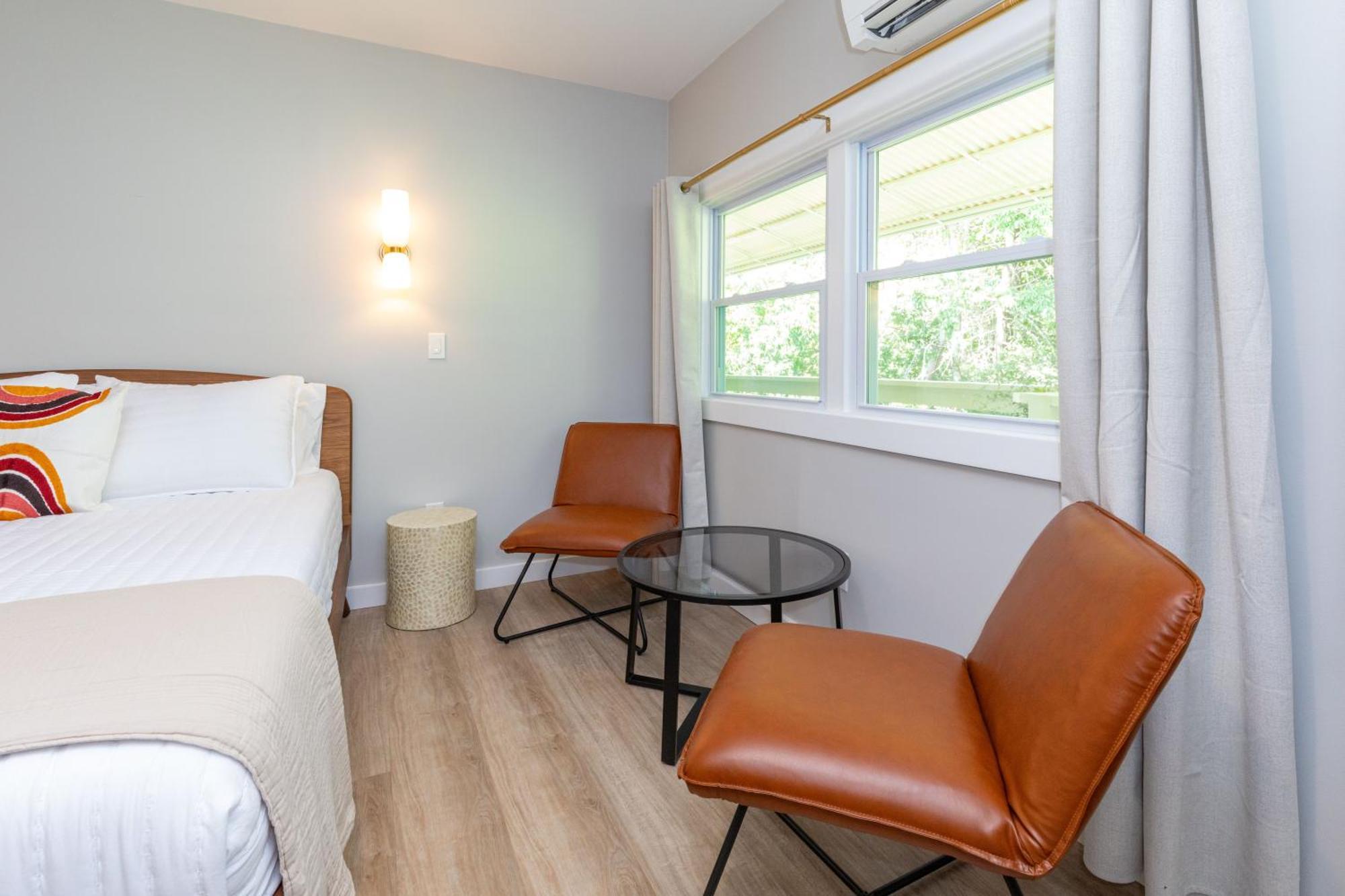 מגי ואלי Dogwood Boutique Motel מראה חיצוני תמונה