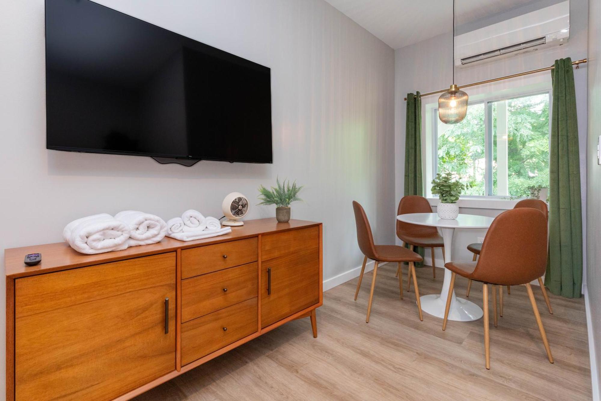 מגי ואלי Dogwood Boutique Motel מראה חיצוני תמונה